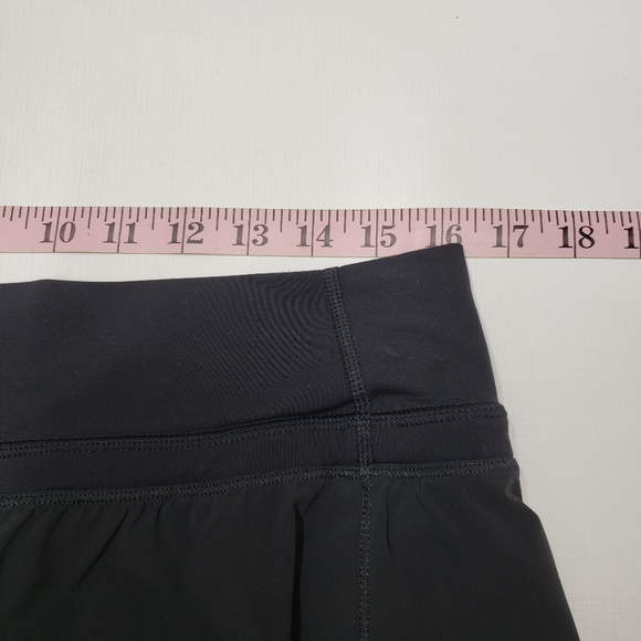 Lululemon Run Pace Skirt Black Size 10 Lightweight Jogging Athletic Tennis - Picture 10 of 14